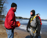 20070304_carver-fire-department-dive-team_00069